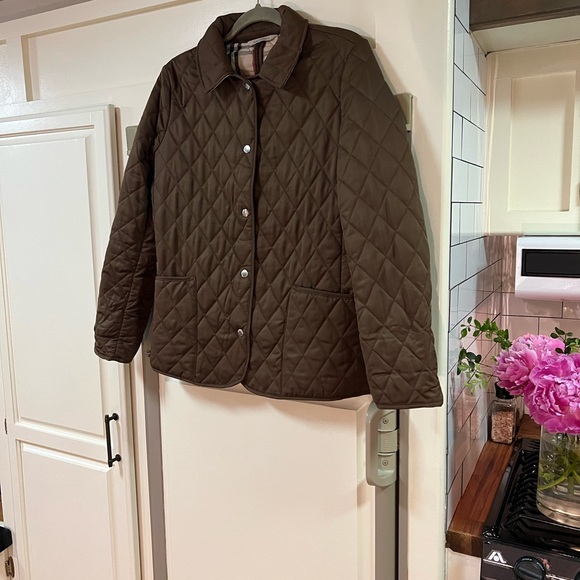 Burberry Quilted Jacket - Picture 2 of 12
